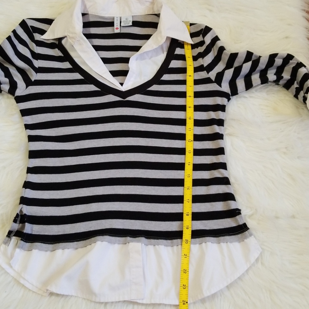 Voice striped top shirt.  Size XL runs Smaller. - Picture 8 of 8